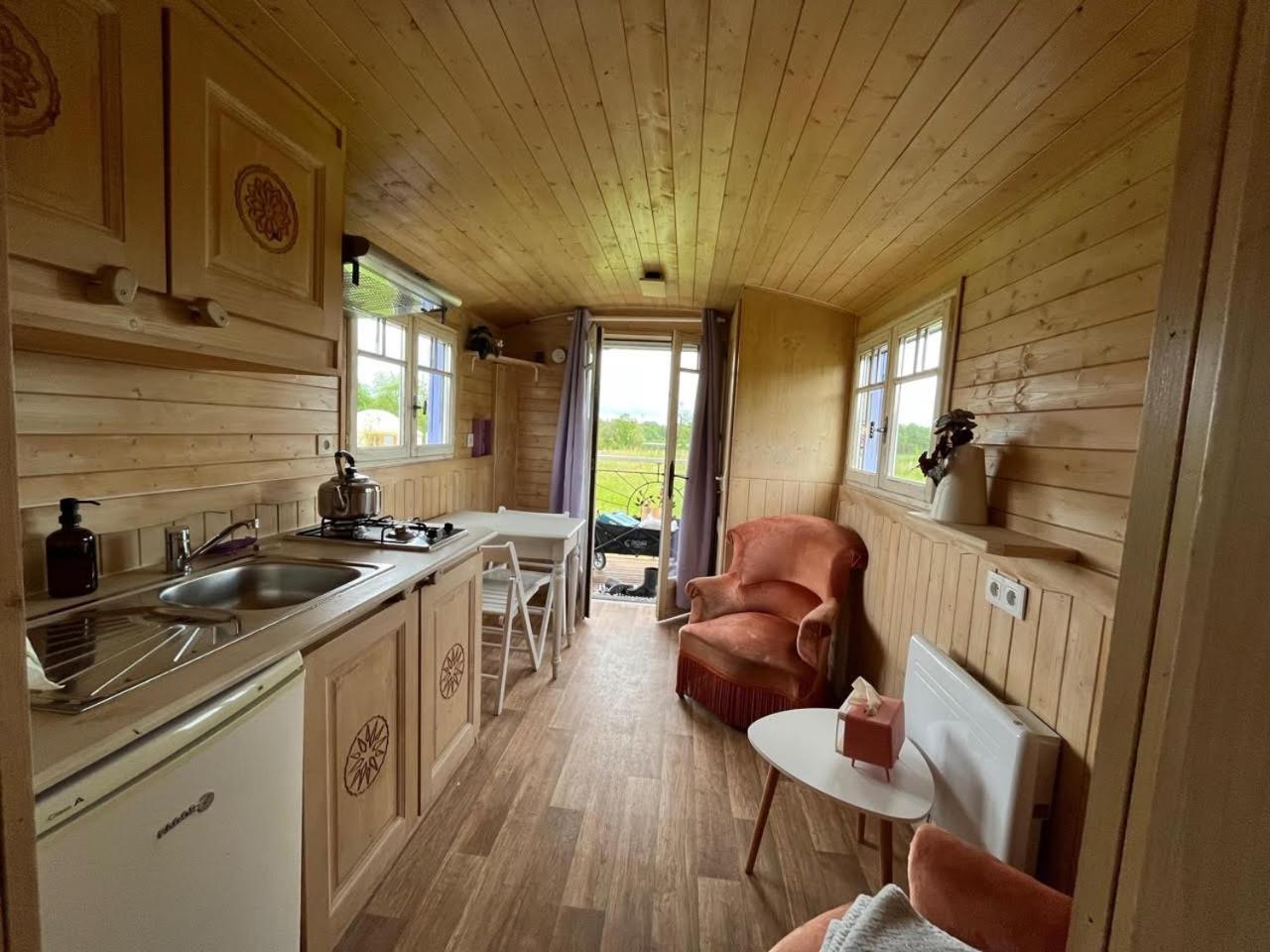 Les Logements Insolites De La Base Nautique Verneuil Kültér fotó
