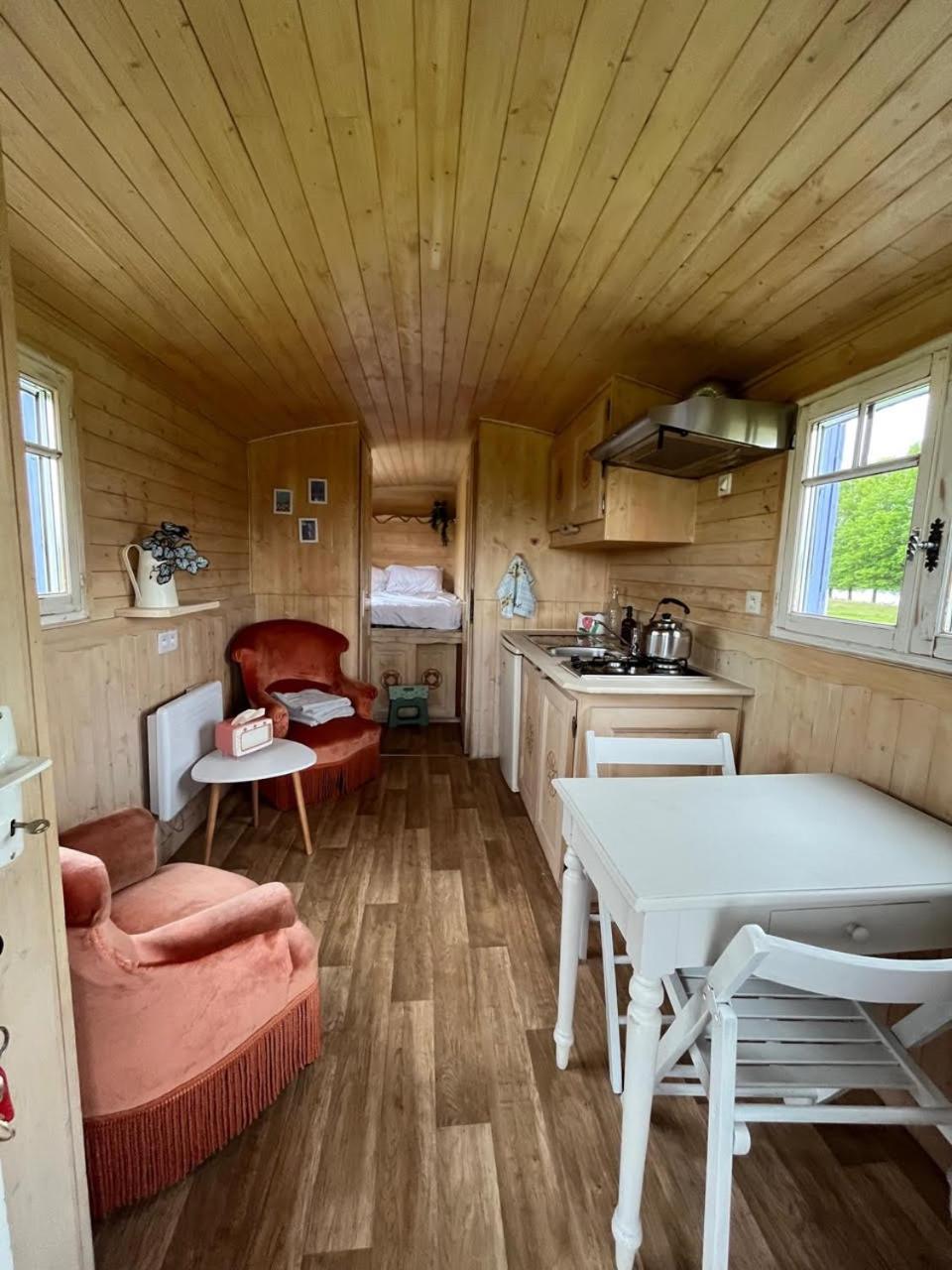 Les Logements Insolites De La Base Nautique Verneuil Kültér fotó