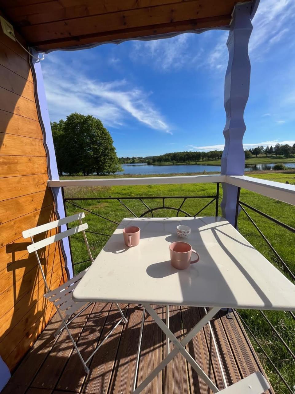 Les Logements Insolites De La Base Nautique Verneuil Kültér fotó