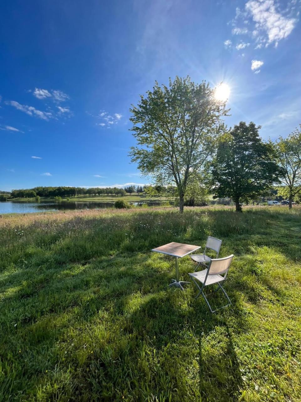 Les Logements Insolites De La Base Nautique Verneuil Kültér fotó